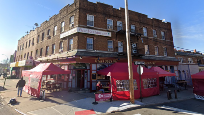 The Grandstand bar in Maspeth closed Sunday after a near 35-year run (Photo: Google Maps)